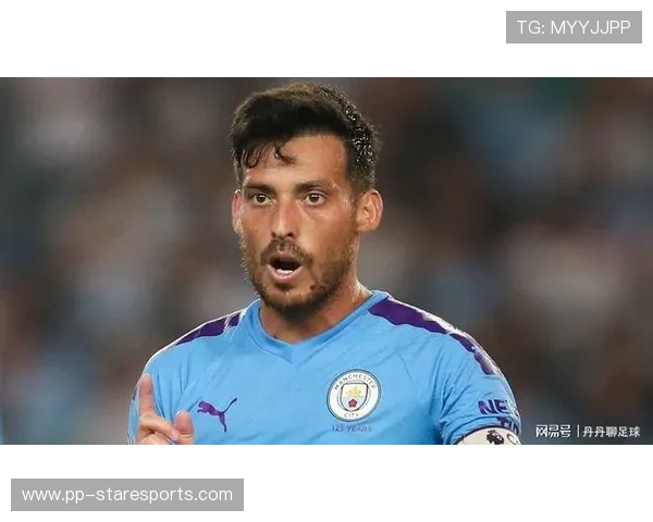 足球历史地位分档解析：从传奇巨星到时代领袖的评定标准与影响力